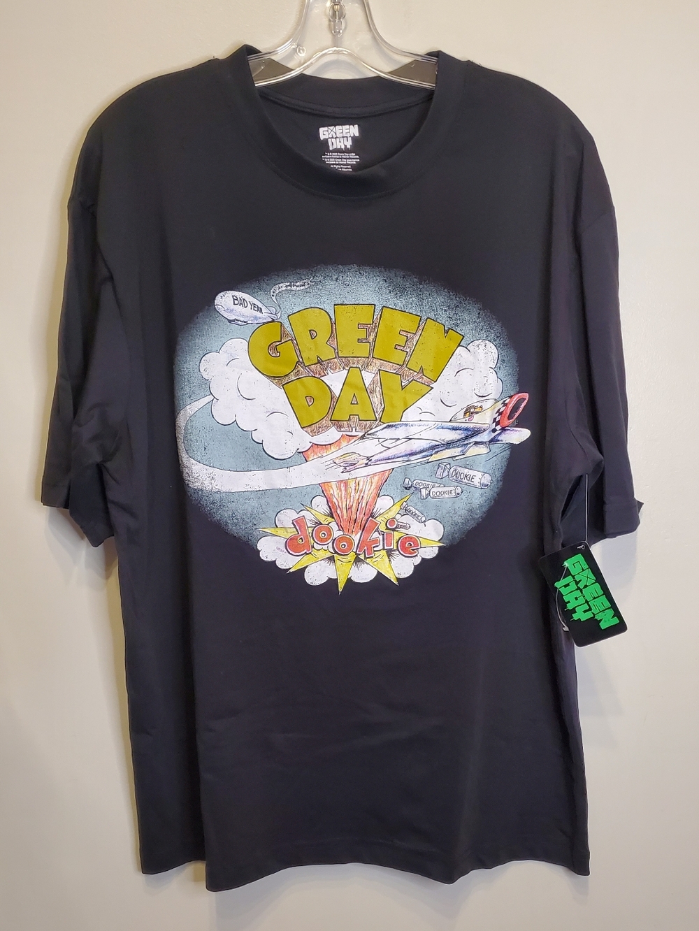 371. NWT - Green Day Dookie Graphic Band Tee